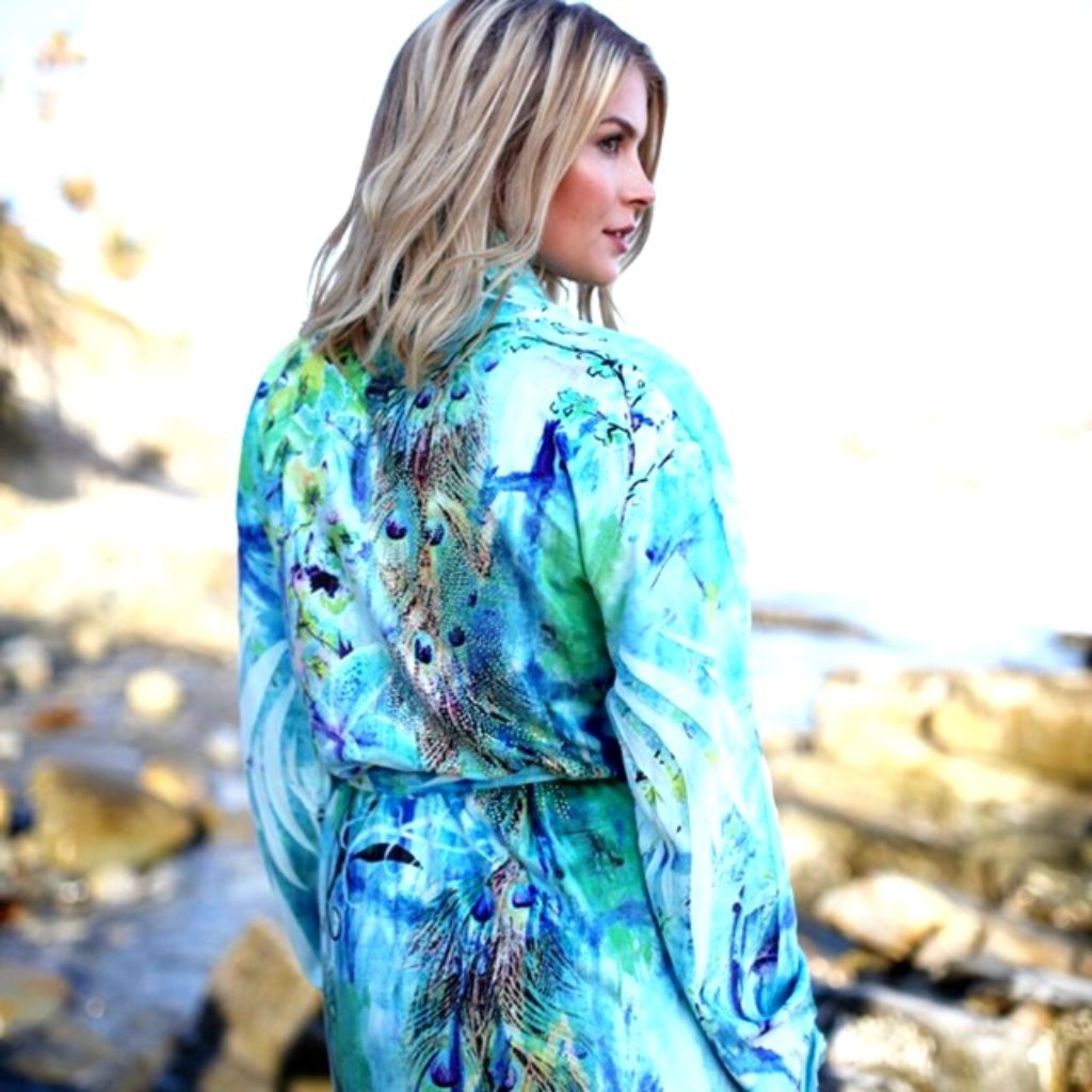 Wrapup By Vp Exotic Feather Microfiber Short Robe Peacock Feather Tropical Bling